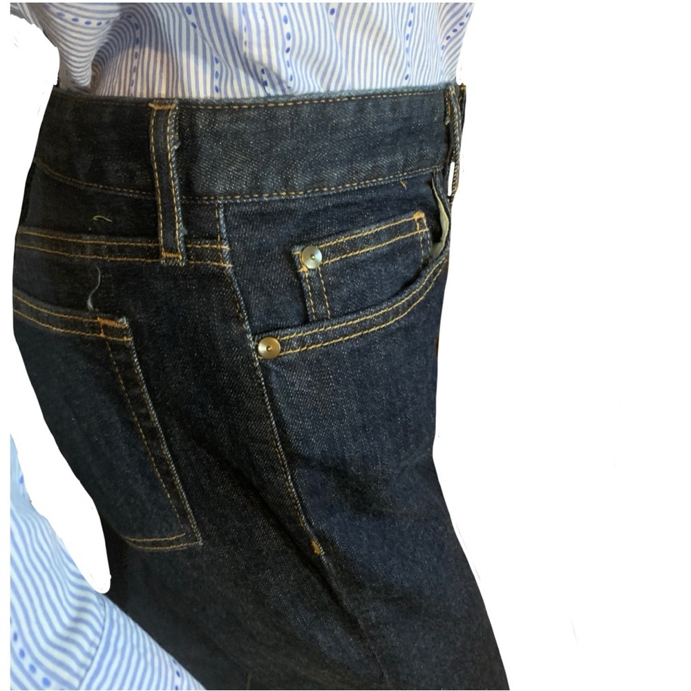 EDDIE BAUER DARK WASH SLIGHTLY CURVY STRAIGHT LEG JEANS (10) - Picture 10 of 13